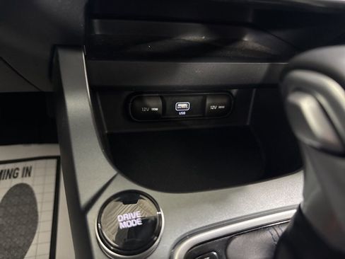 Used 2021 Kia Seltos S FWD image 27