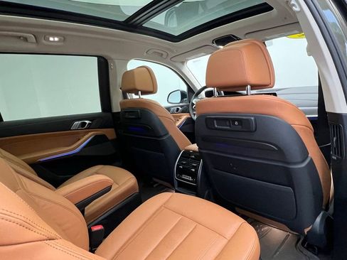 Used 2022 BMW X7 xDrive40i w/ Executive Package AWD/4WD image 8
