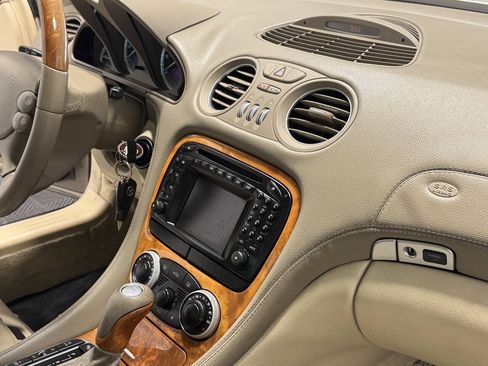 Used 2003 Mercedes-Benz SL 500 image 18