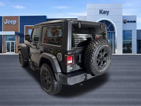 Used 2020 Jeep Wrangler Sport AWD/4WD image 3