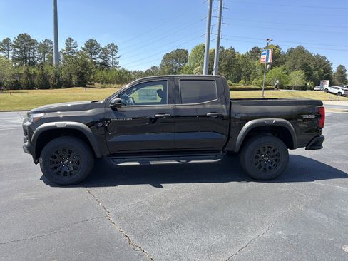New 2026 Chevrolet Colorado Trail Boss AWD/4WD image 8