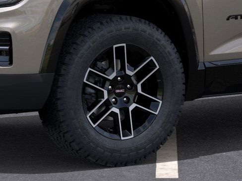 New 2026 GMC Terrain AT4 w/ LPO, Black Badging Package image 9