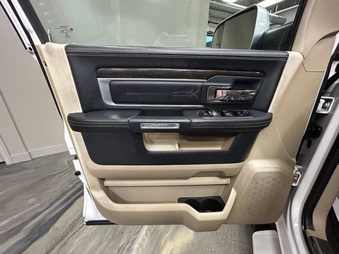 Used 2018 RAM 3500 Laramie Longhorn AWD/4WD image 57