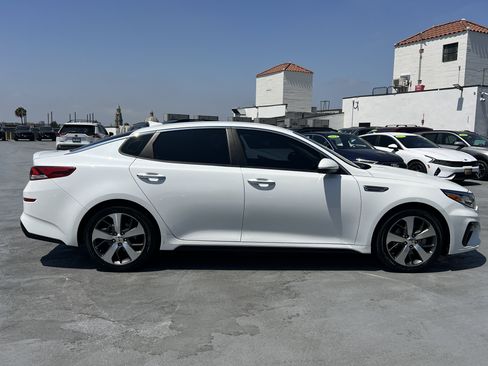 Used 2020 Kia Optima S FWD image 9