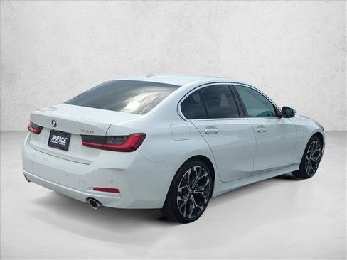 Used 2026 BMW 330i Sedan w/ Convenience Package RWD image 5