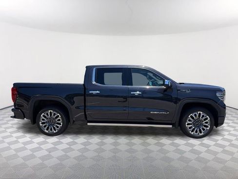 Used 2023 GMC Sierra 1500 Denali Ultimate AWD/4WD image 4