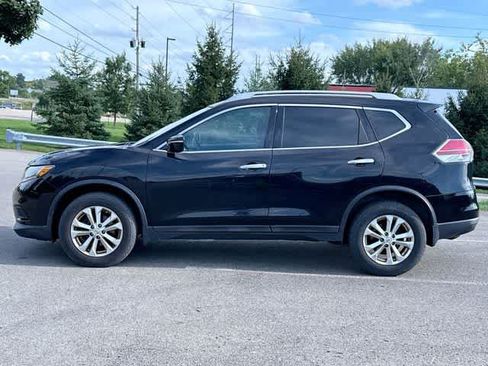 Used 2015 Nissan Rogue SV AWD/4WD image 2