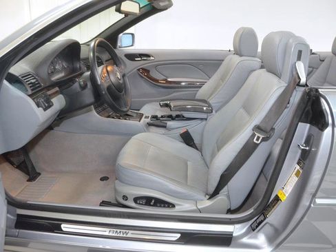 Used 2006 BMW 325Ci Convertible image 18