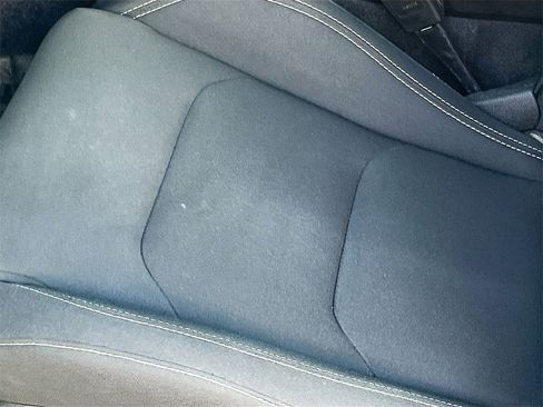 Used 2021 Chevrolet Camaro LT w/ RS Package image 19