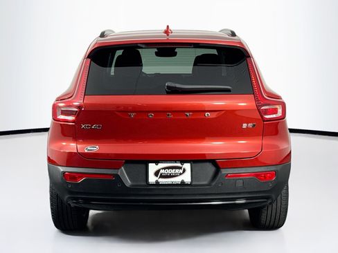 Used 2023 Volvo XC40 B5 Ultimate AWD/4WD image 14