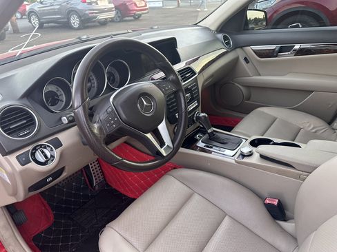 Used 2014 Mercedes-Benz C 250 Sedan image 2