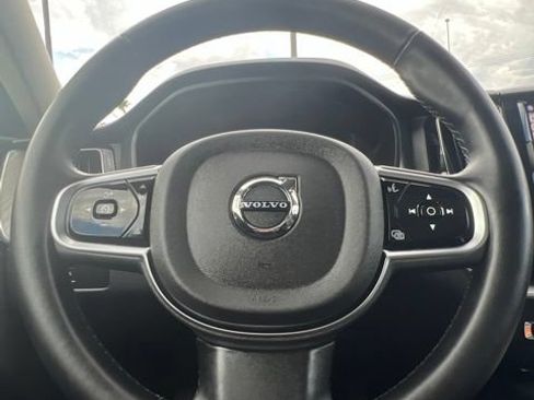 Used 2025 Volvo XC60 B5 Ultra w/ Protection Package Premier AWD/4WD image 10