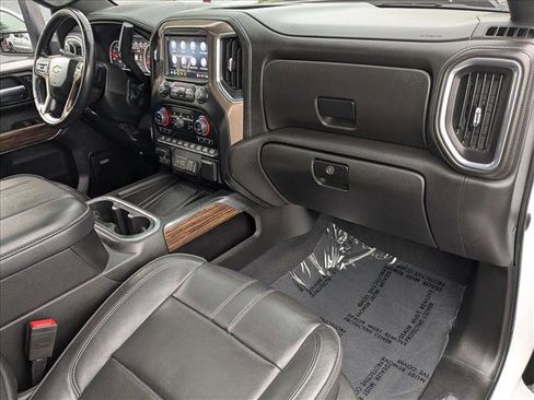 Used 2023 Chevrolet Silverado 2500 High Country w/ Z71 Off-Road Package image 23