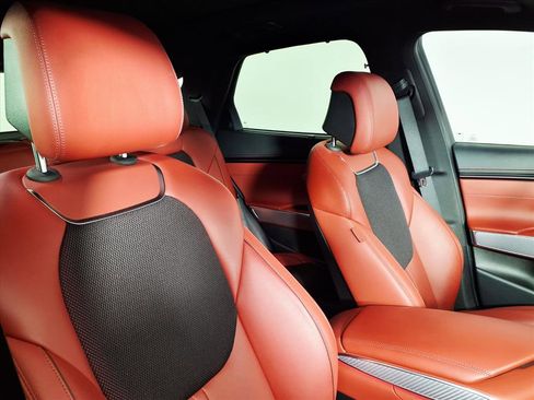 Used 2024 Genesis GV70 2.5T w/ Sport Prestige Package image 10