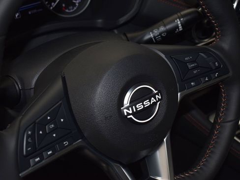 New 2025 Nissan Sentra SR w/ SR Premium Package image 13