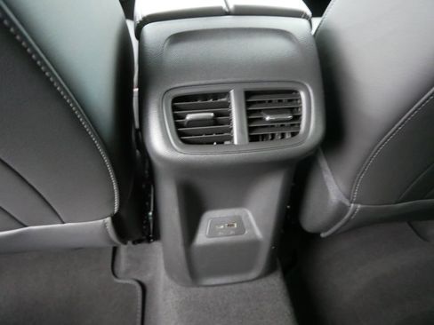 Used 2025 Buick Envision Preferred image 19