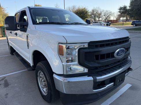Used 2020 Ford F250 XL w/ Power Equipment Group image 1