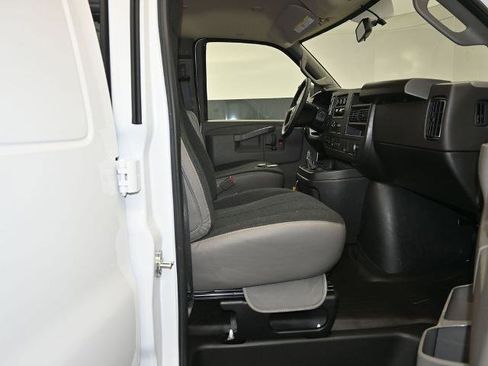 New 2025 Chevrolet Express 2500 3D Cargo Van 3D Cargo Van w/ Driver Convenience Package image 21