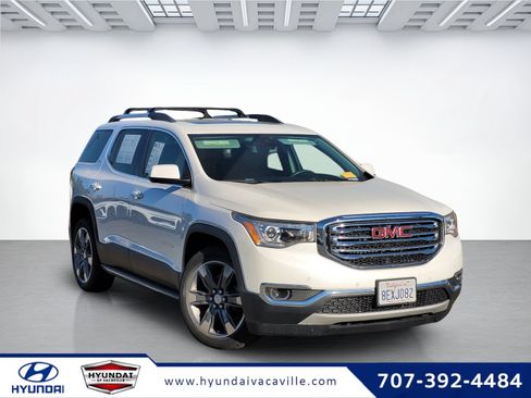 Used 2018 GMC Acadia SLT AWD/4WD image 1