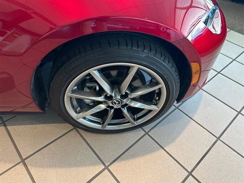 Used 2022 MAZDA MX-5 Miata Grand Touring RWD image 23