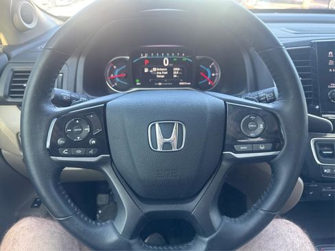 Used 2020 Honda Pilot Touring image 18