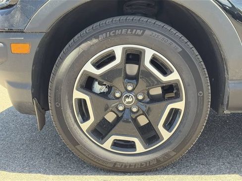 Used 2023 Ford Bronco Sport Outer Banks w/ Tech Package AWD/4WD image 10