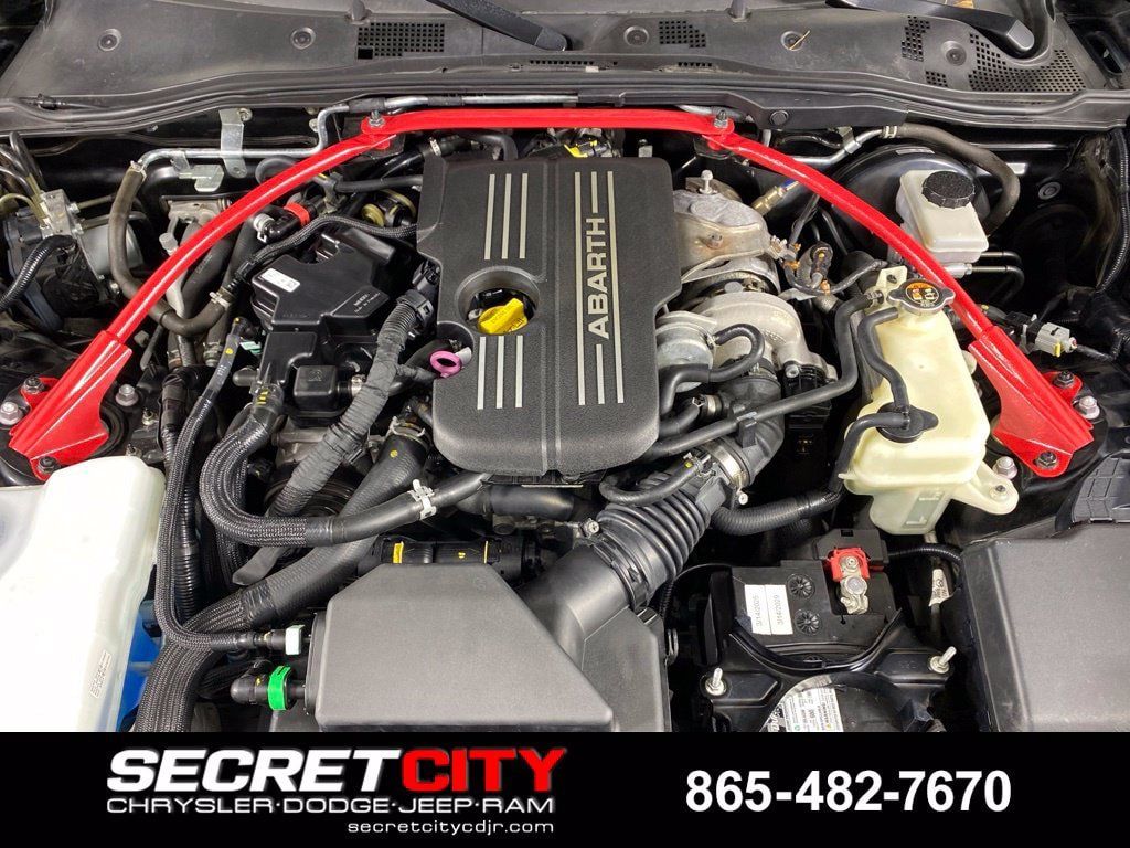 Used 2019 FIAT 124 Spider Abarth w/ Navigation & Sound Group RWD image 31