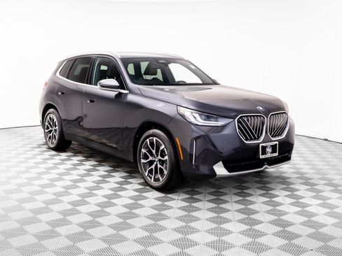 Certified 2025 BMW X3 xDrive30i w/ Premium Package AWD/4WD image 8