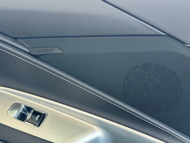 Used 2022 Chevrolet Corvette Stingray Coupe w/ 1LT RWD image 15