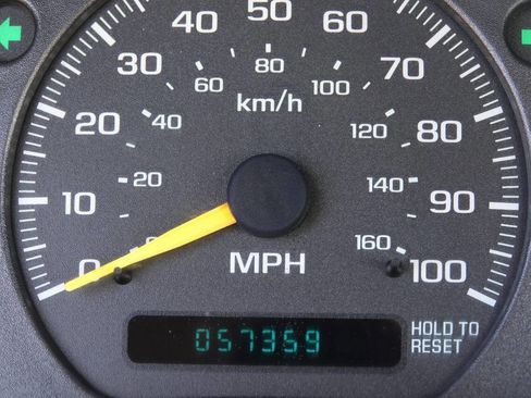 Used 2000 Chevrolet S10 Pickup LS w/ Preferred Equipment Group image 79