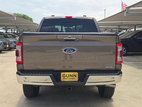 Used 2022 Ford F150 Lariat w/ Max Trailer Tow Package AWD/4WD image 4