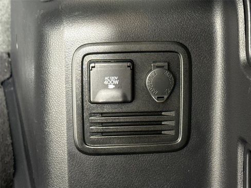 Certified 2024 Toyota 4Runner TRD Off-Road Premium image 39