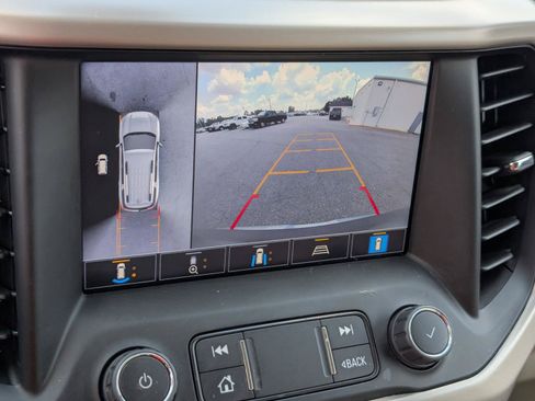 Used 2023 GMC Acadia Denali w/ Denali Technology Package FWD image 25
