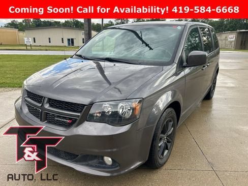Used 2020 Dodge Grand Caravan GT FWD image 2