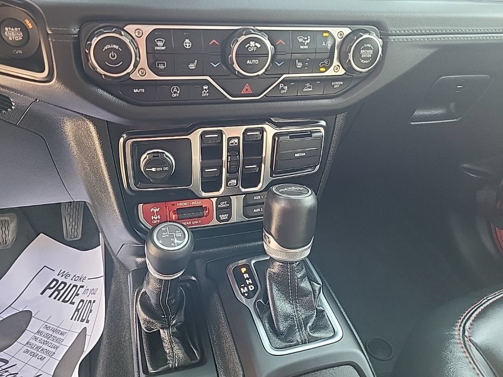 Used 2024 Jeep Gladiator Rubicon AWD/4WD image 12
