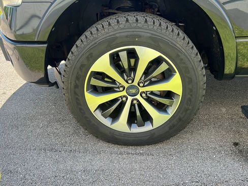 Used 2013 Ford F150 Limited image 6