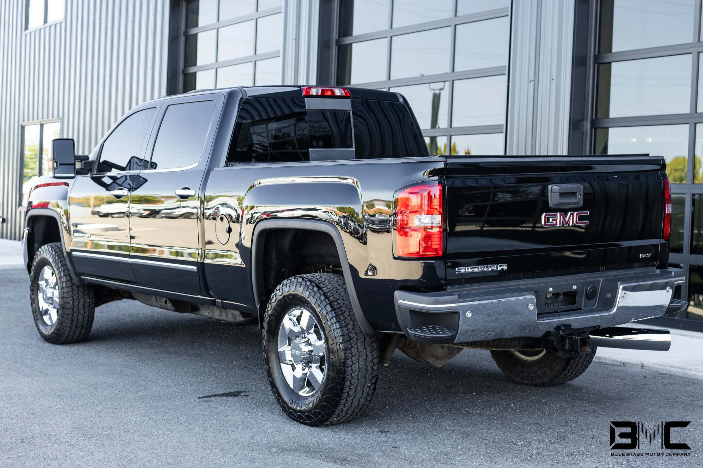 Used 2019 GMC Sierra 3500 SLT w/ Driver Alert Package AWD/4WD image 6