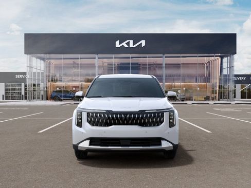 New 2026 Kia Carnival FWD image 2