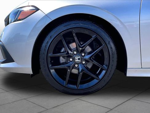 Used 2023 Honda Civic Sport image 11