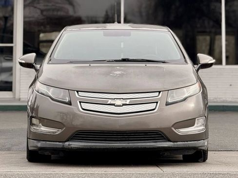 Used 2014 Chevrolet Volt Sedan 4D image 3