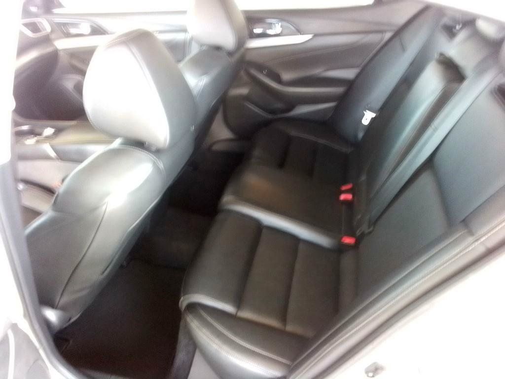 Used 2017 Nissan Maxima 3.5 SL FWD image 16