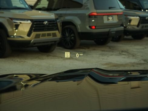 Used 2021 BMW X7 M50i image 13