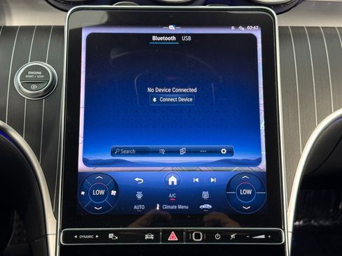 Used 2025 Mercedes-Benz C 300 Sedan w/ AMG Line w/ Night Package image 31