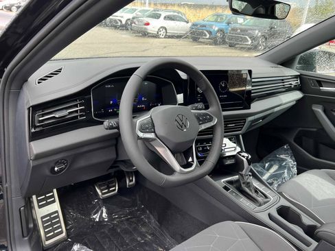 New 2026 Volkswagen Jetta Sport FWD image 3