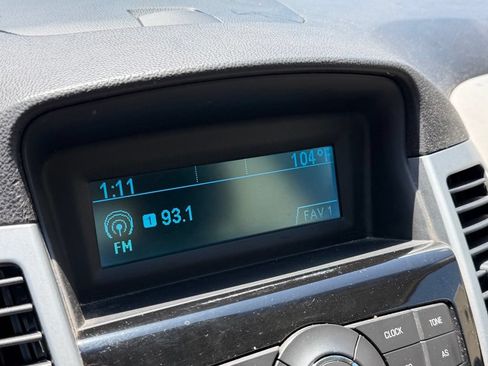 Used 2011 Chevrolet Cruze LS w/ Connectivity Package FWD image 16