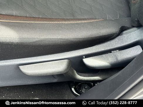 Certified 2024 Nissan Kicks SR FWD image 32