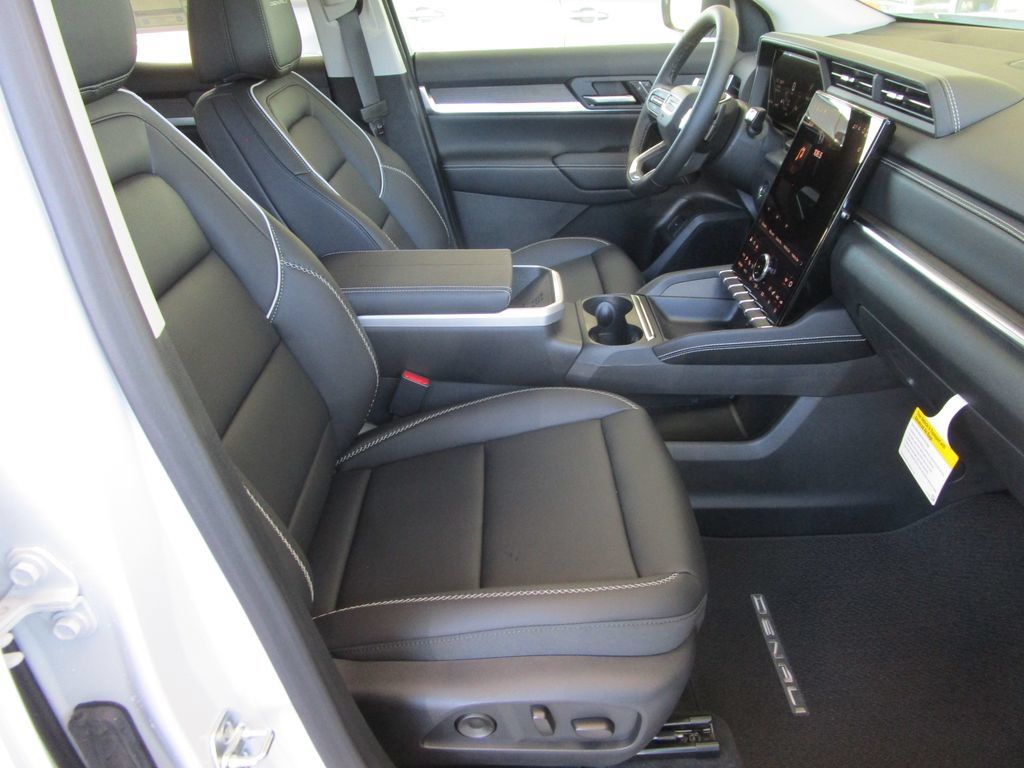 New 2027 GMC Terrain Denali AWD/4WD image 25