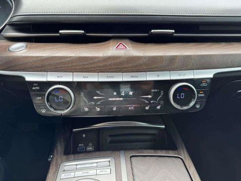 Used 2021 Genesis G80 3.5T AWD/4WD image 34