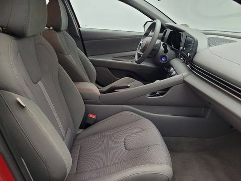 Used 2023 Hyundai Elantra SE w/ Cargo Package image 21