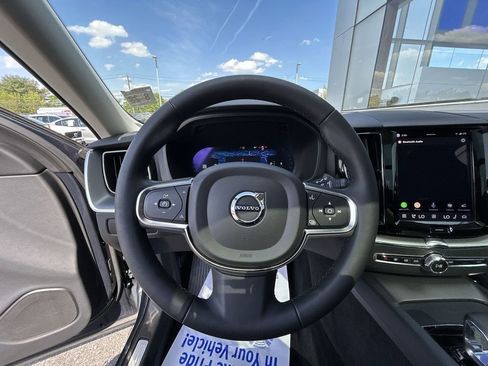 Certified 2024 Volvo XC60 B5 Core w/ Climate Package AWD/4WD image 18